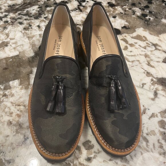 New Jon Josef Camo Gogo Heel Loafer sz 8.5 - Picture 2 of 5